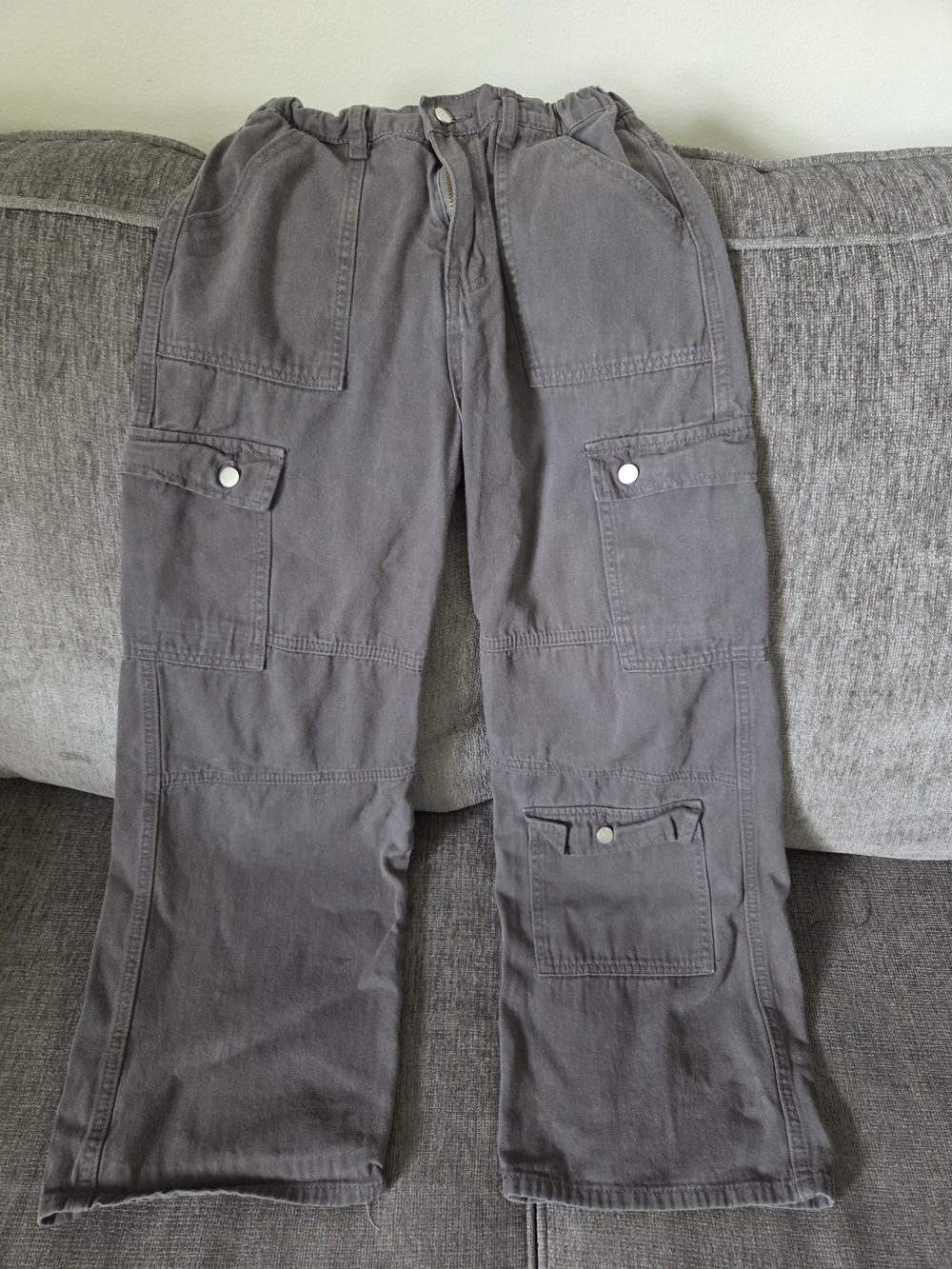 SHEIN Kids Gray Cargo Jeans with Pocket Details